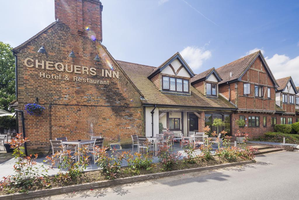 The Chequers Inn Beaconsfield Exterior foto